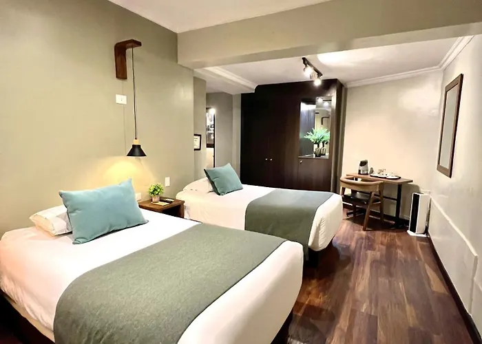 Hotel R Y R Pardo 3*