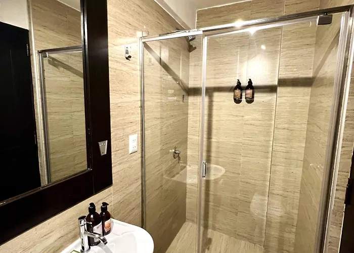 R Y R Pardo Hotel 3*