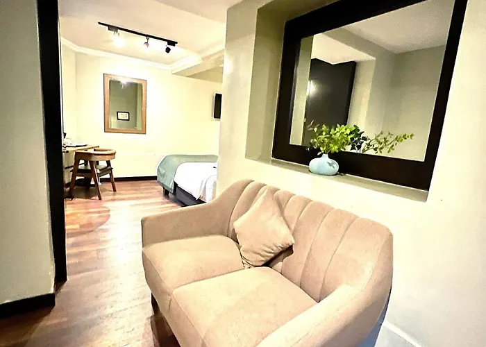 Hotel R Y R Pardo 3*